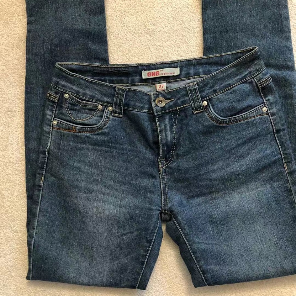 Jeans - Picture 2 of 4